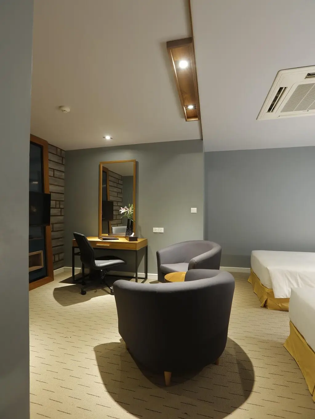 The Link Yangon Boutique Hotel