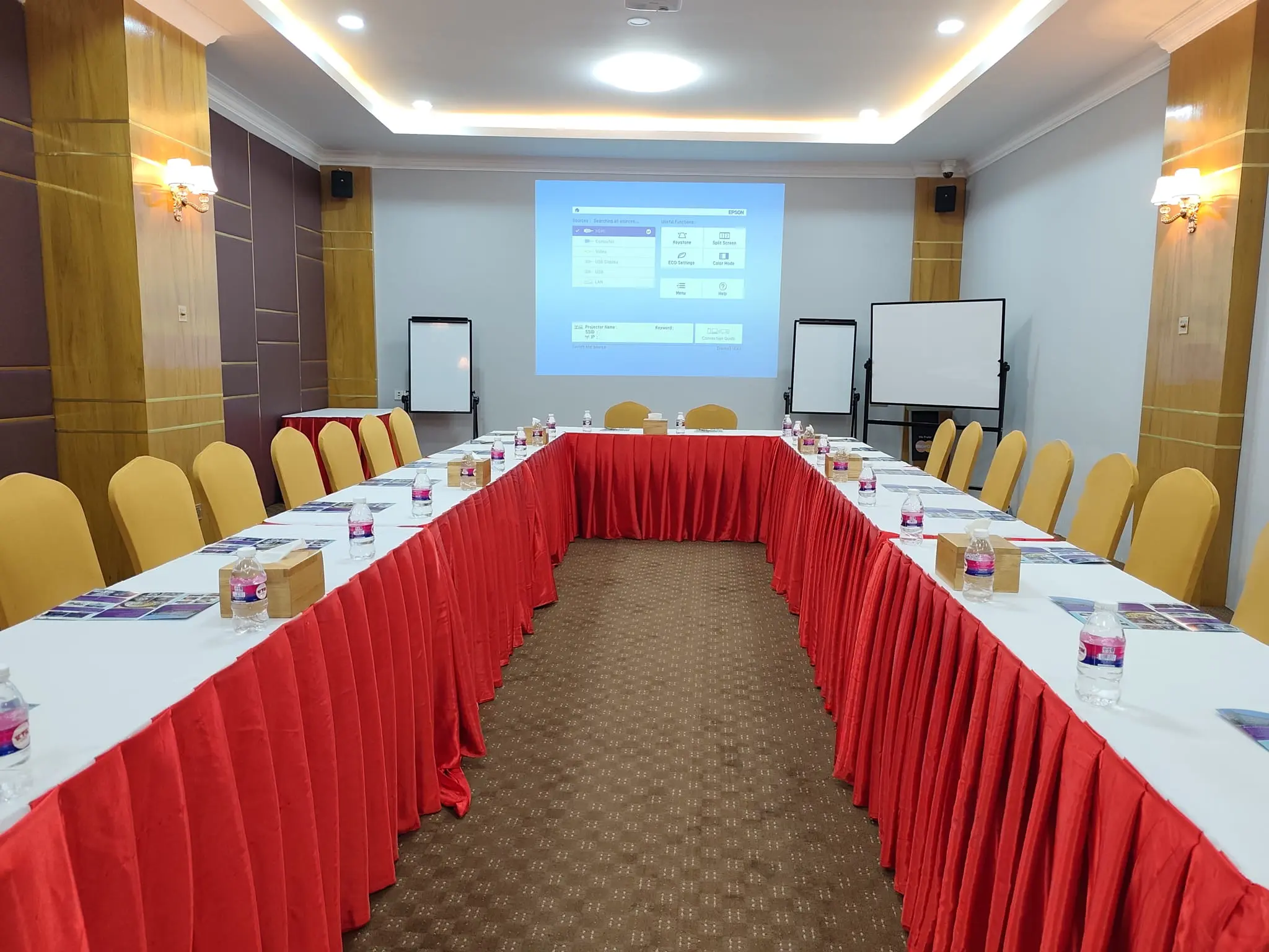 City Golf Resort Hotel