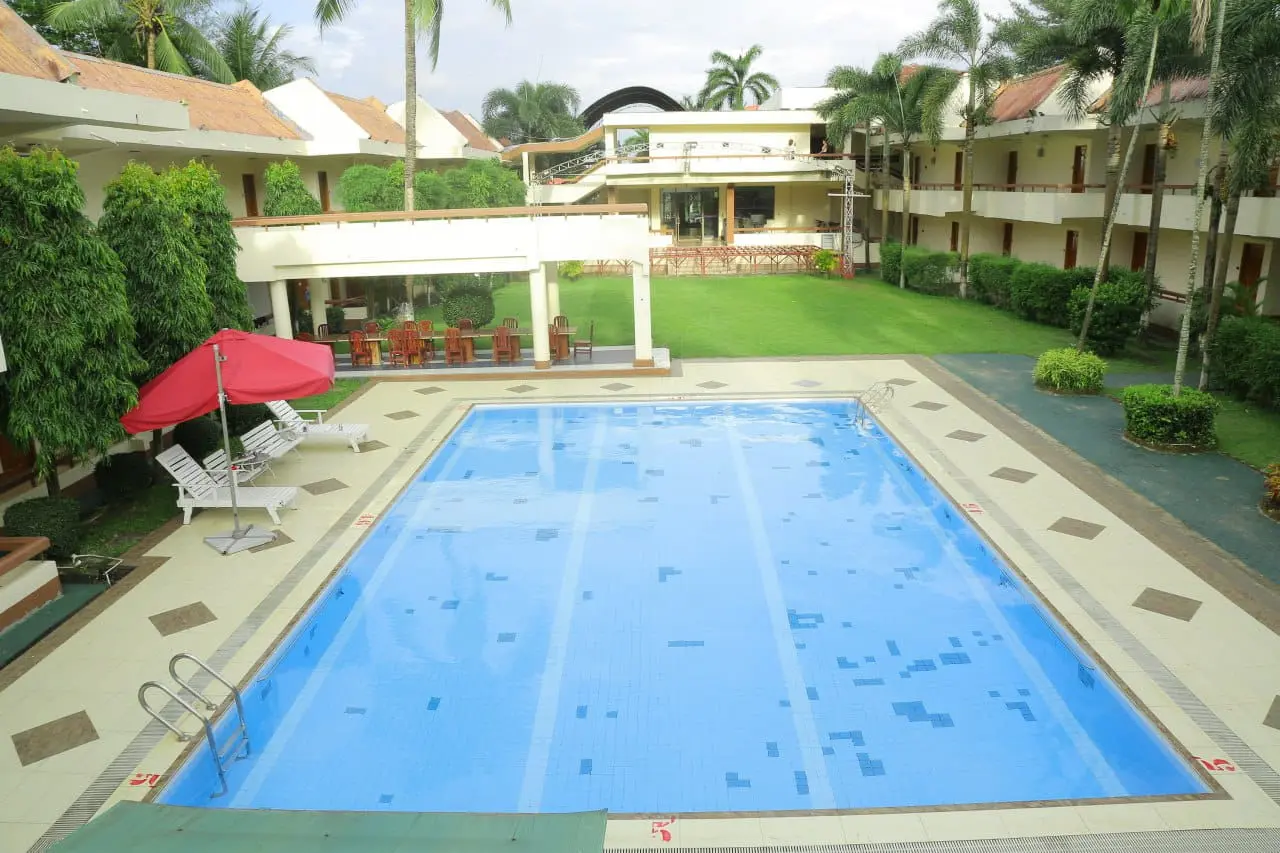 City Golf Resort Hotel