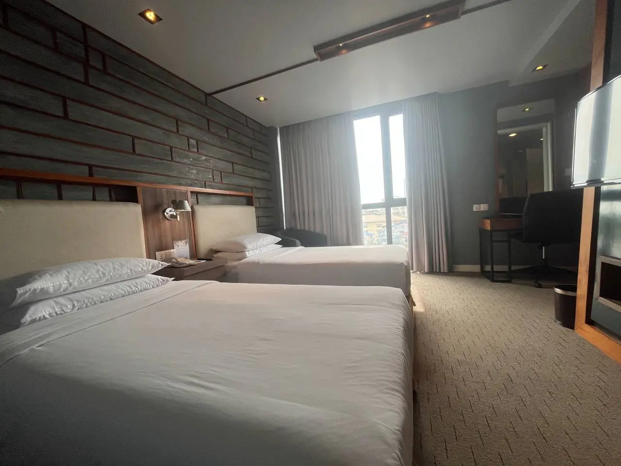 The Link Yangon Boutique Hotel