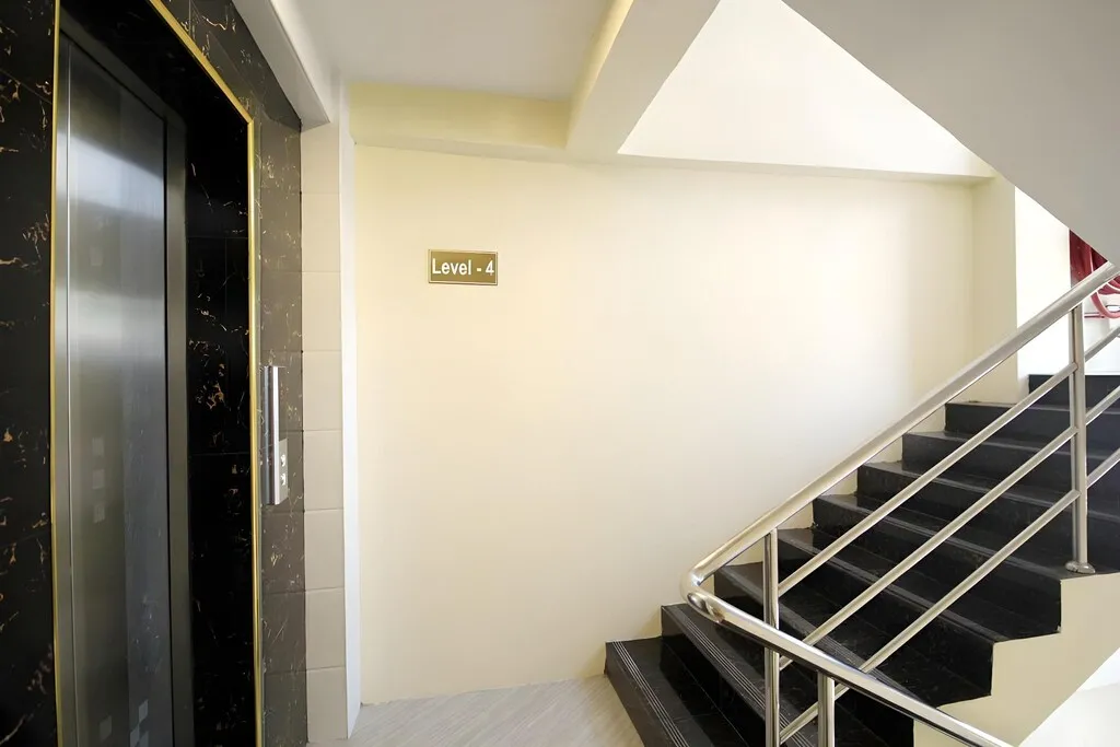 Khine Shwe Wah Motel