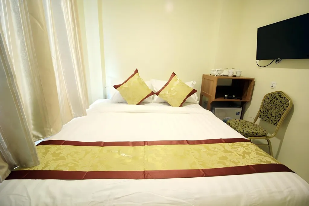 Khine Shwe Wah Motel