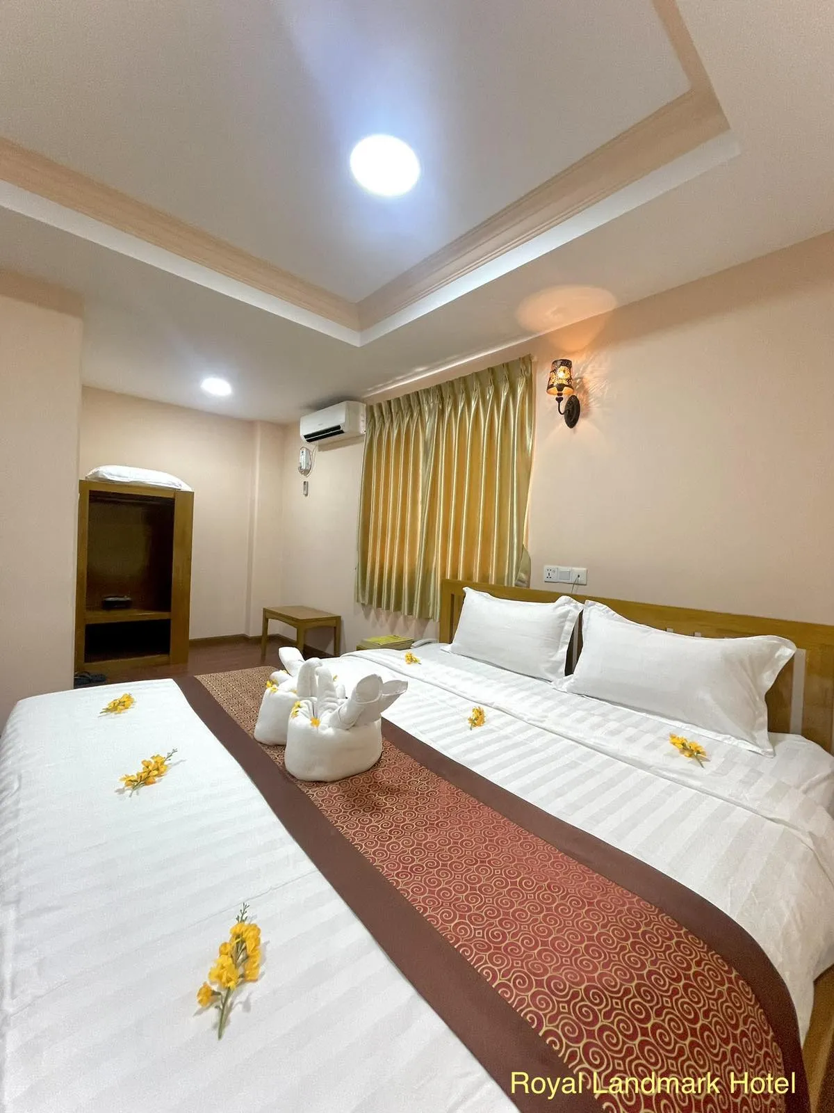 Royal Landmark Hotel