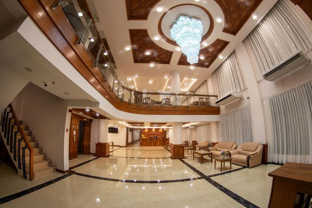 Dragon Phoenix Hotel