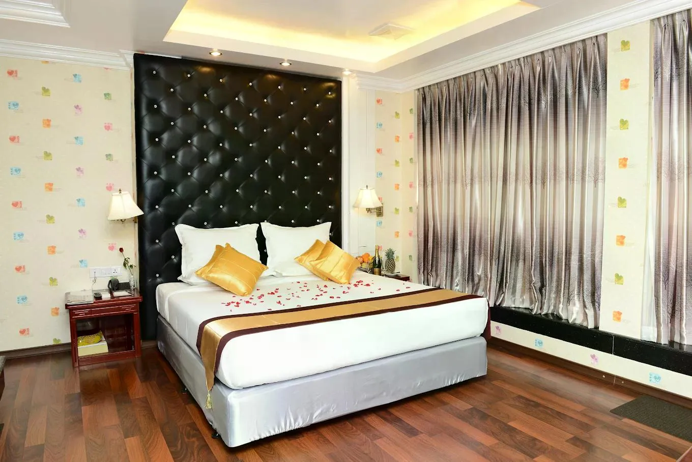 Hotel Grand United Ahlone