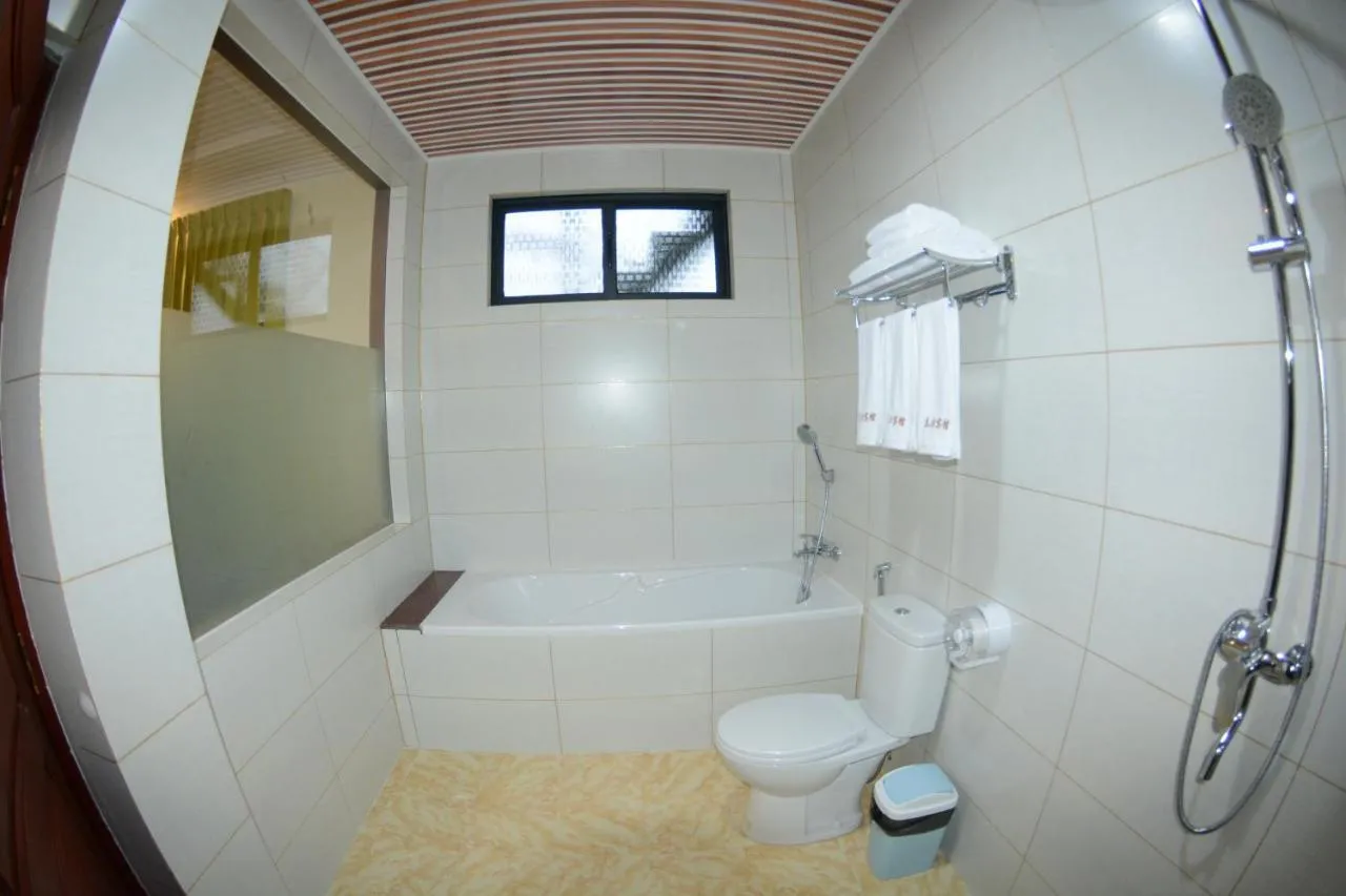 Shwe Hnin Thar Hotel