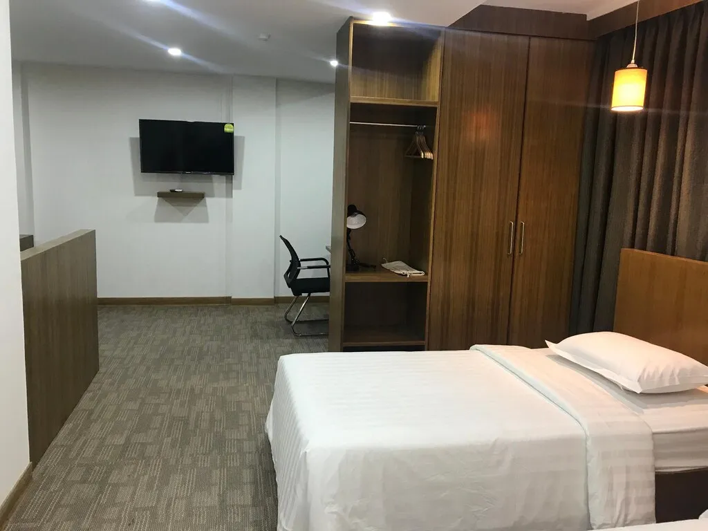 Royal White Elephant Hotel