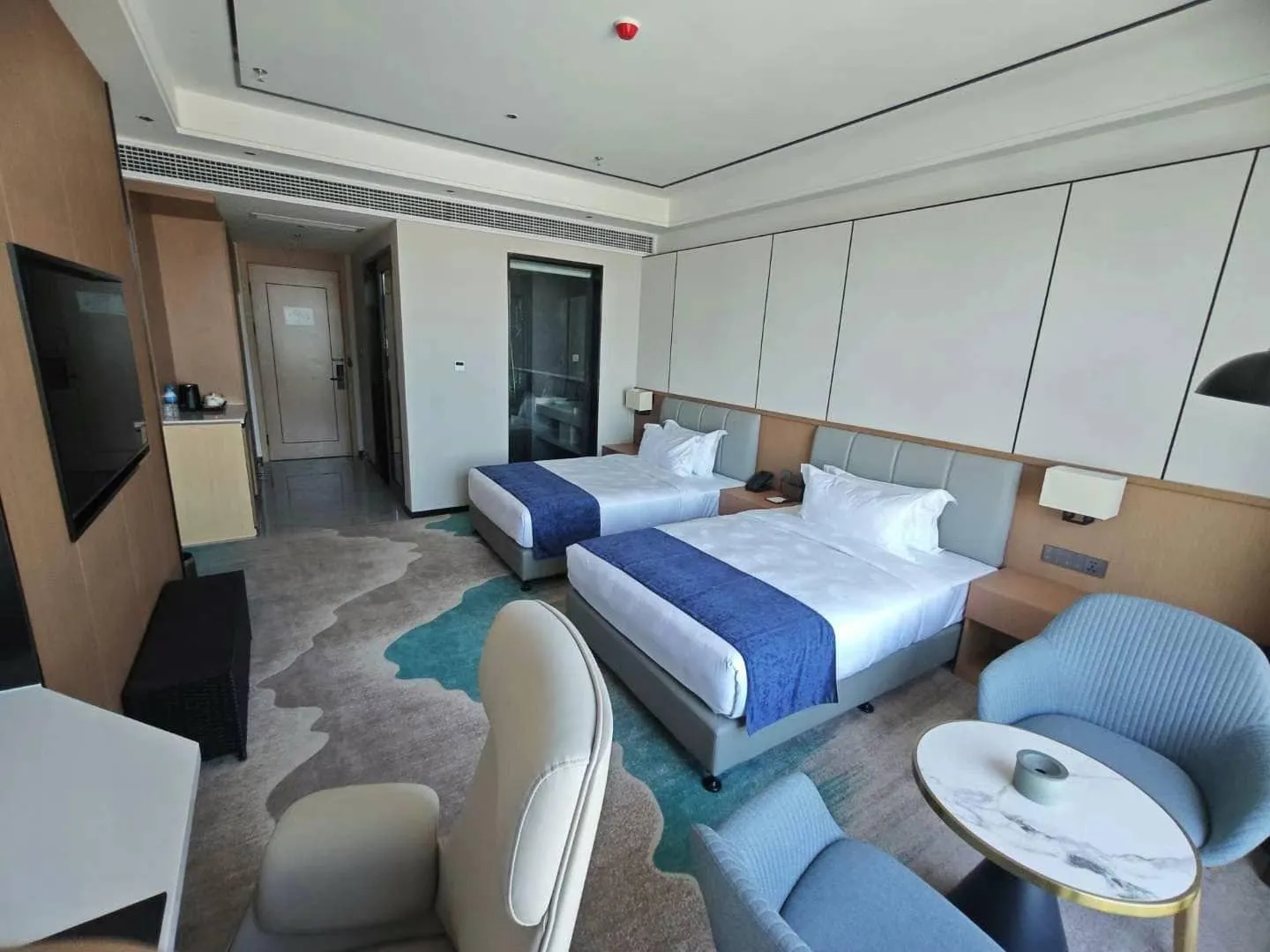 LC International Hotel