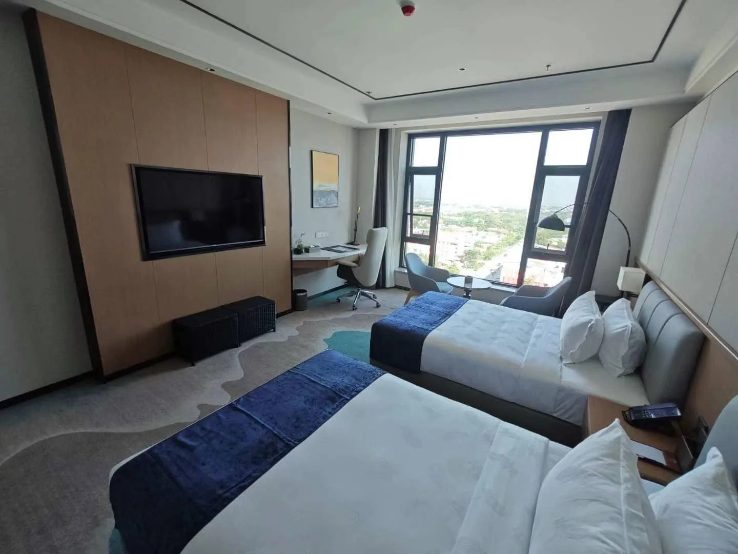 LC International Hotel