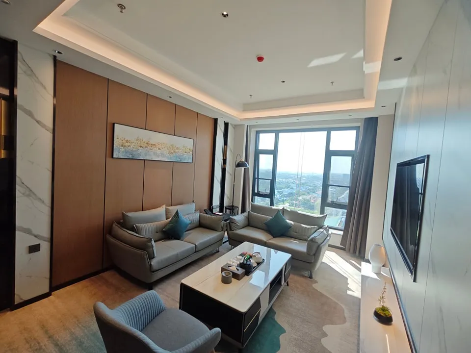 LC International Hotel