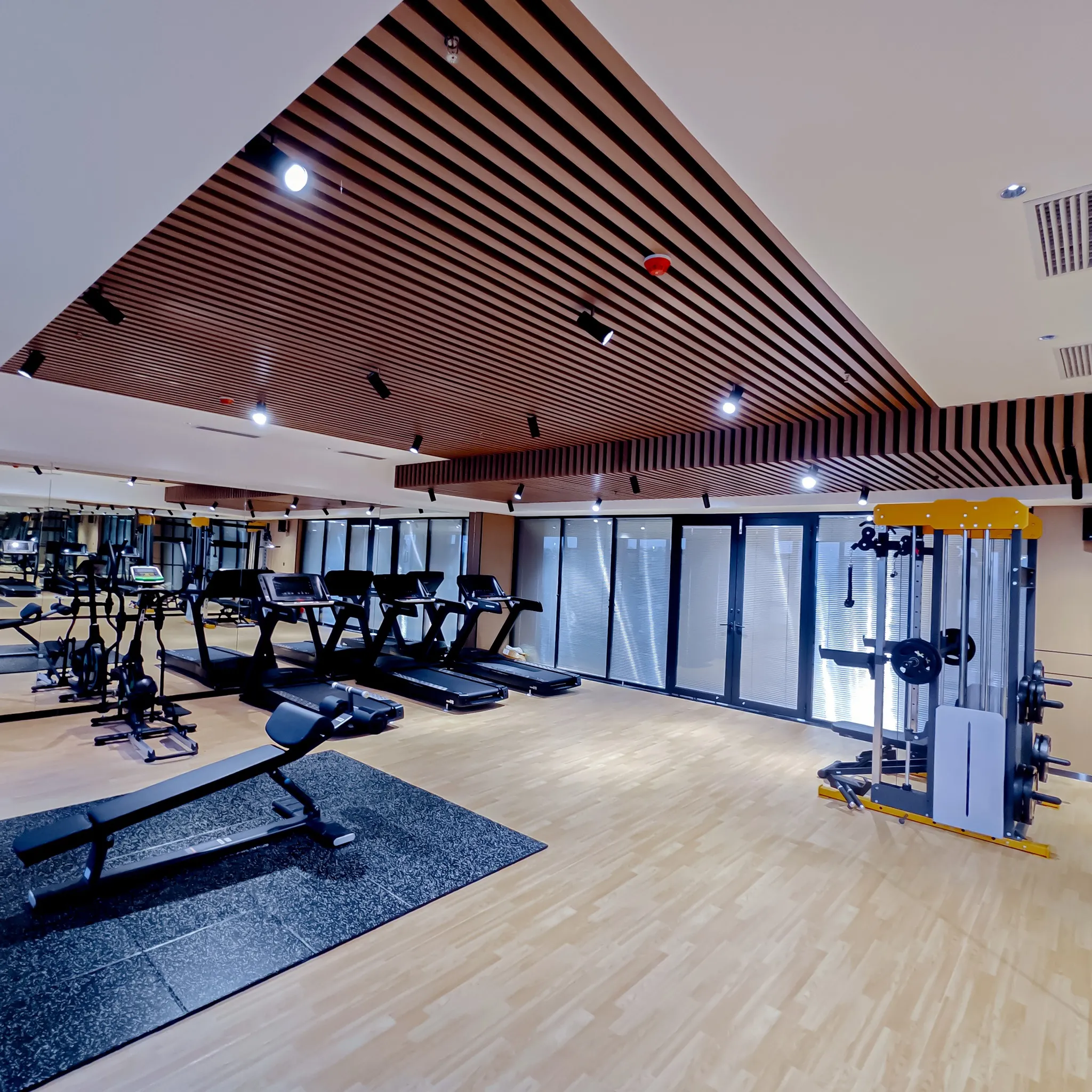 LC International Hotel