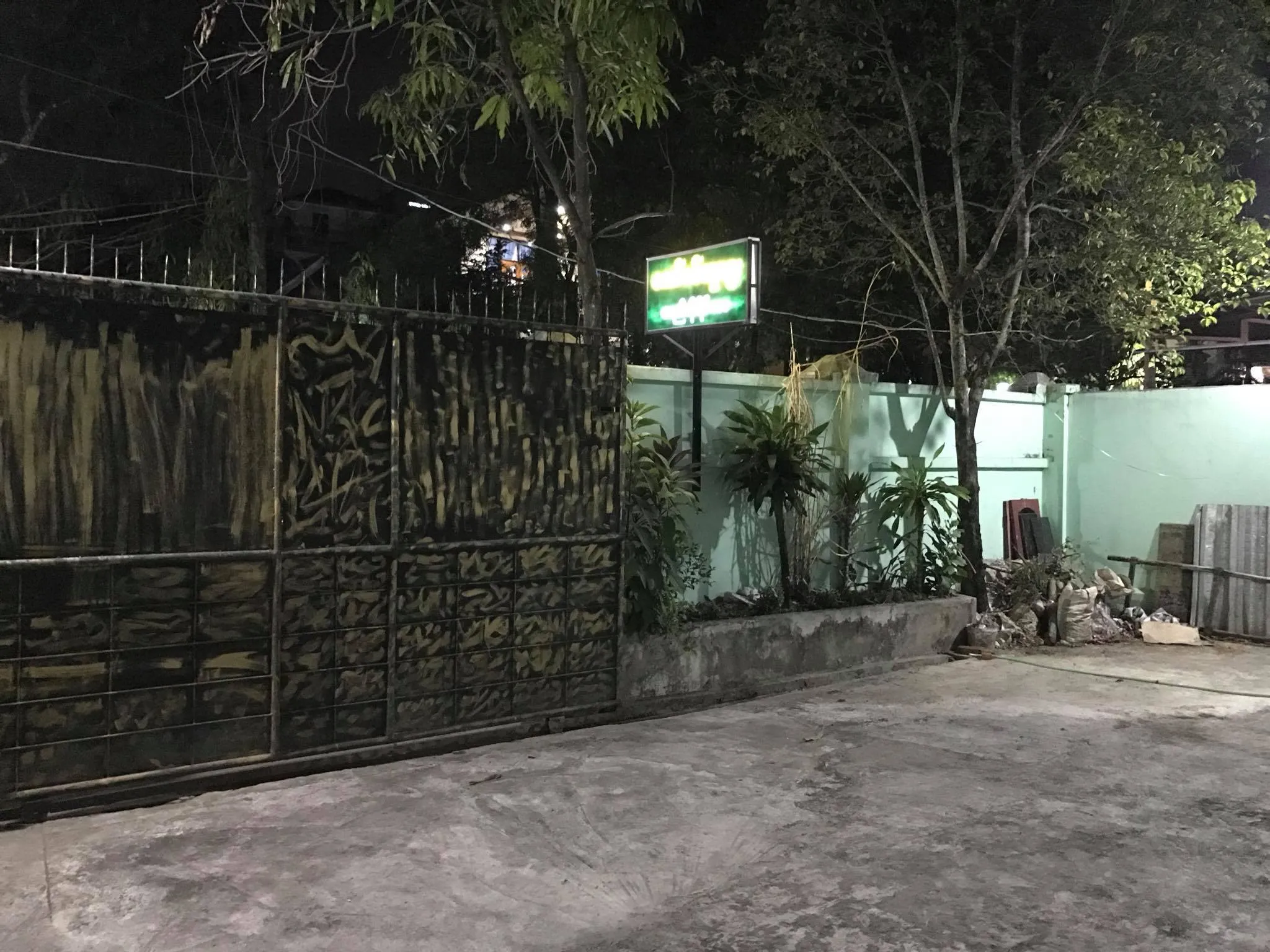 Royal Boss Guest House