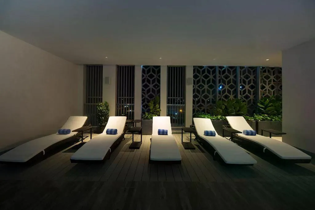 ZEALAX HOTEL & RESIDENCE