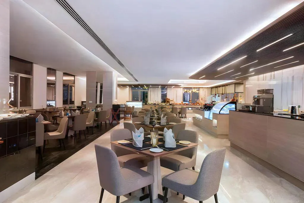 ZEALAX HOTEL & RESIDENCE