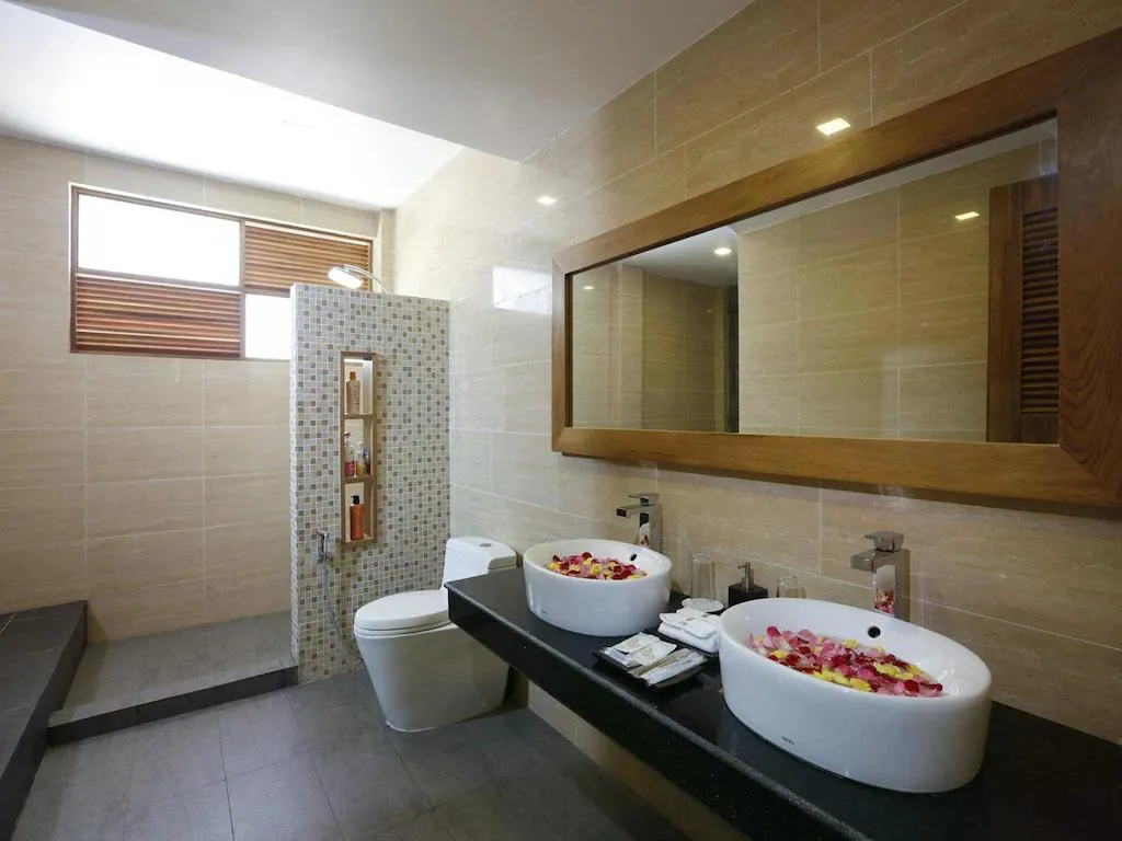 The Akariz Resort ( Chaung Thar )