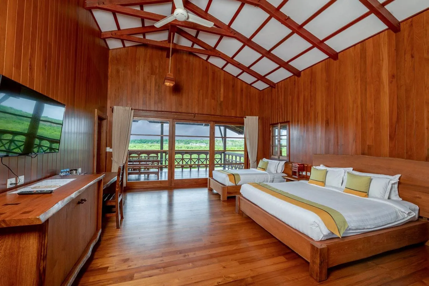 Sea & Lake Garden Guest House