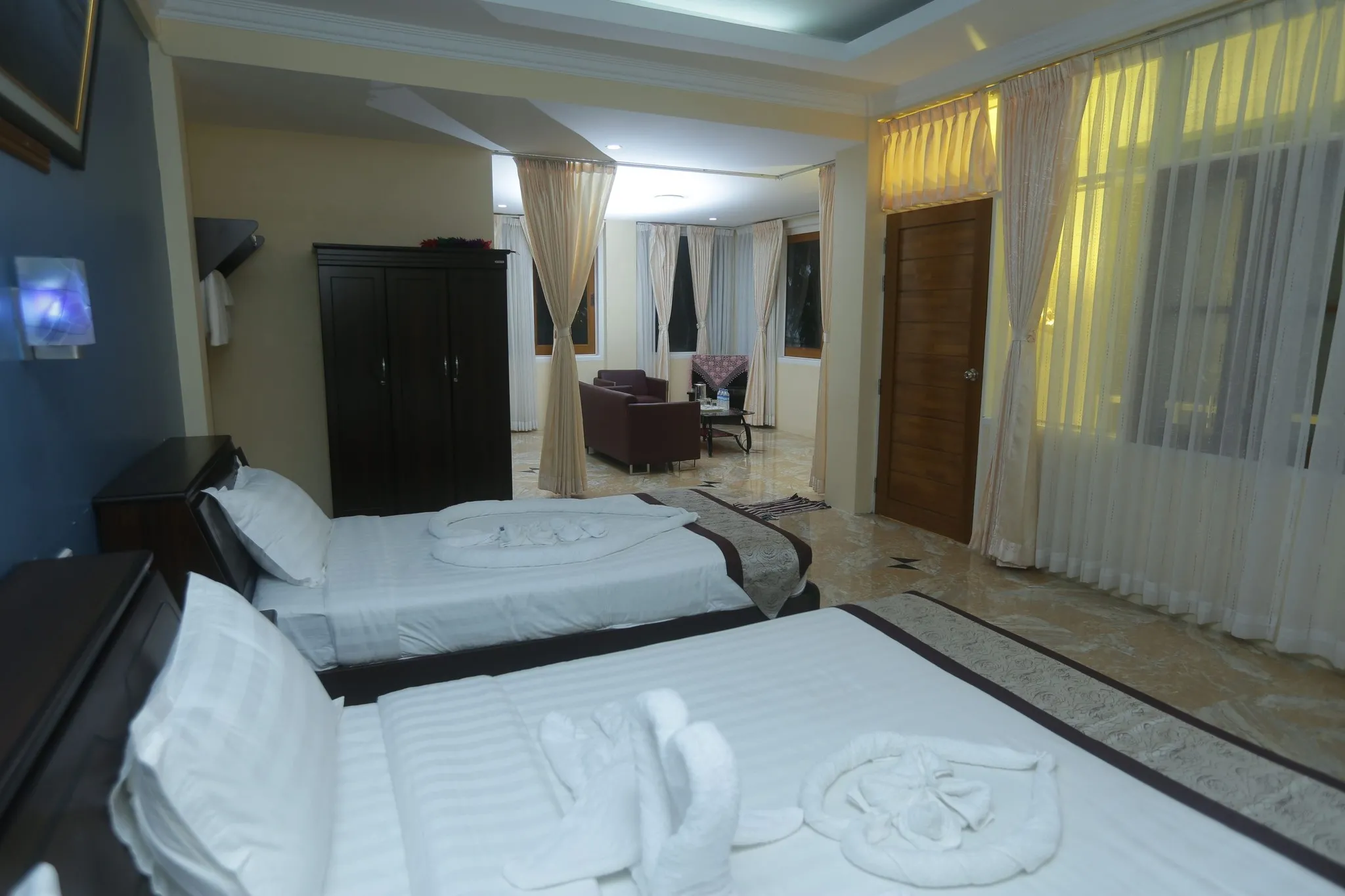 Khine Chaung Thar Hotel