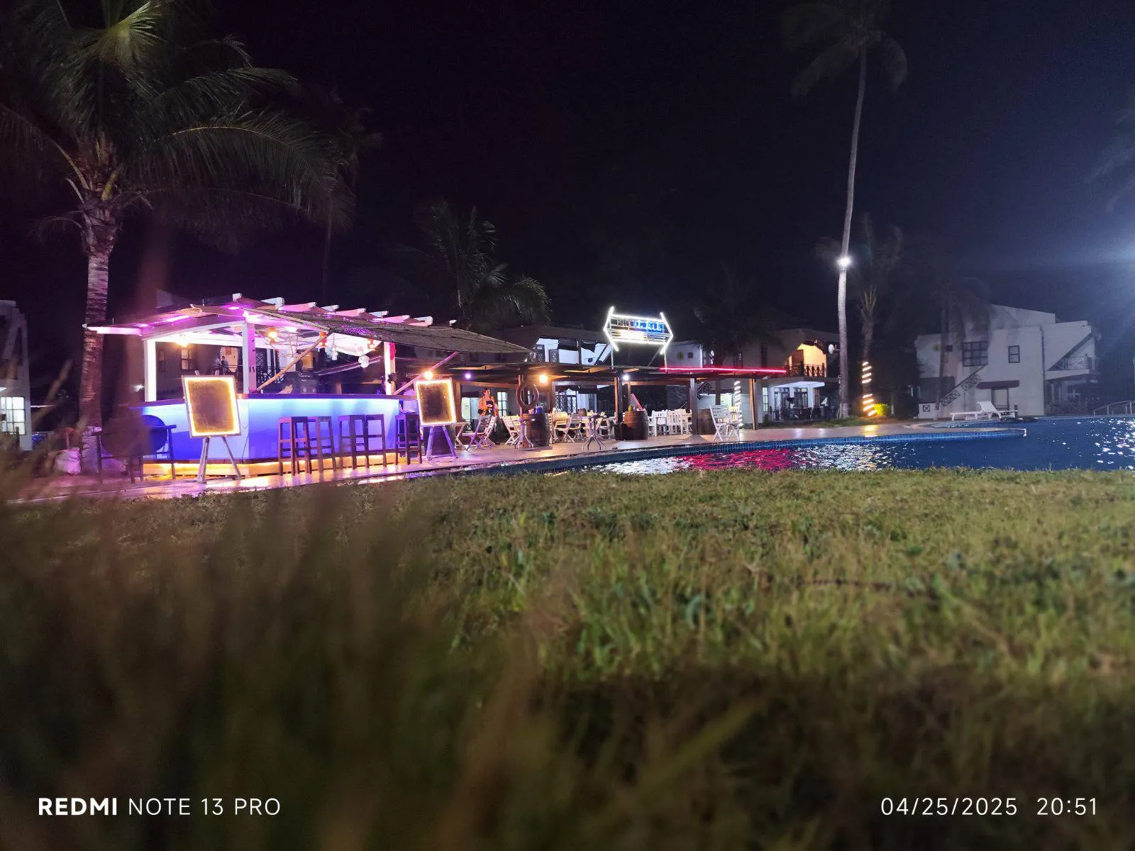 Hotel ACE ( Ngwe Saung )