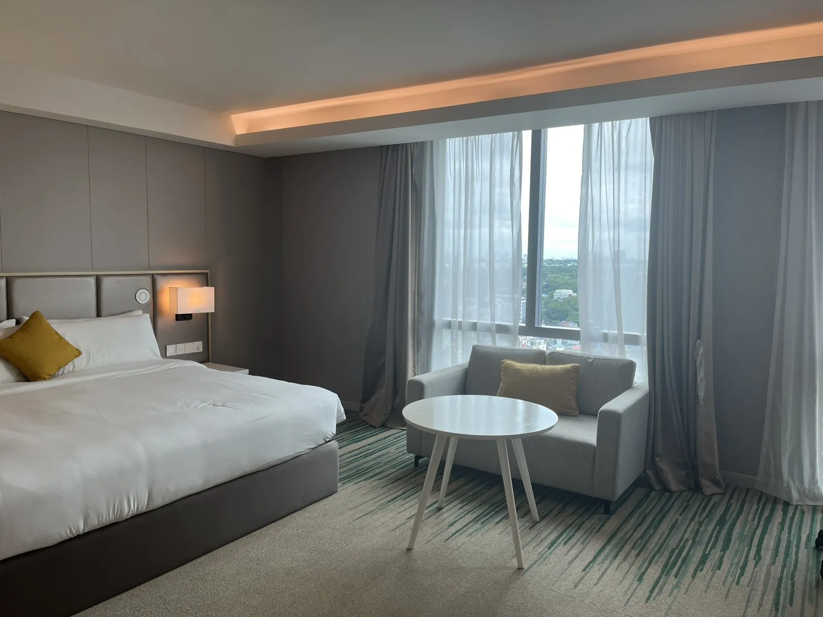 ZEALAX HOTEL & RESIDENCE