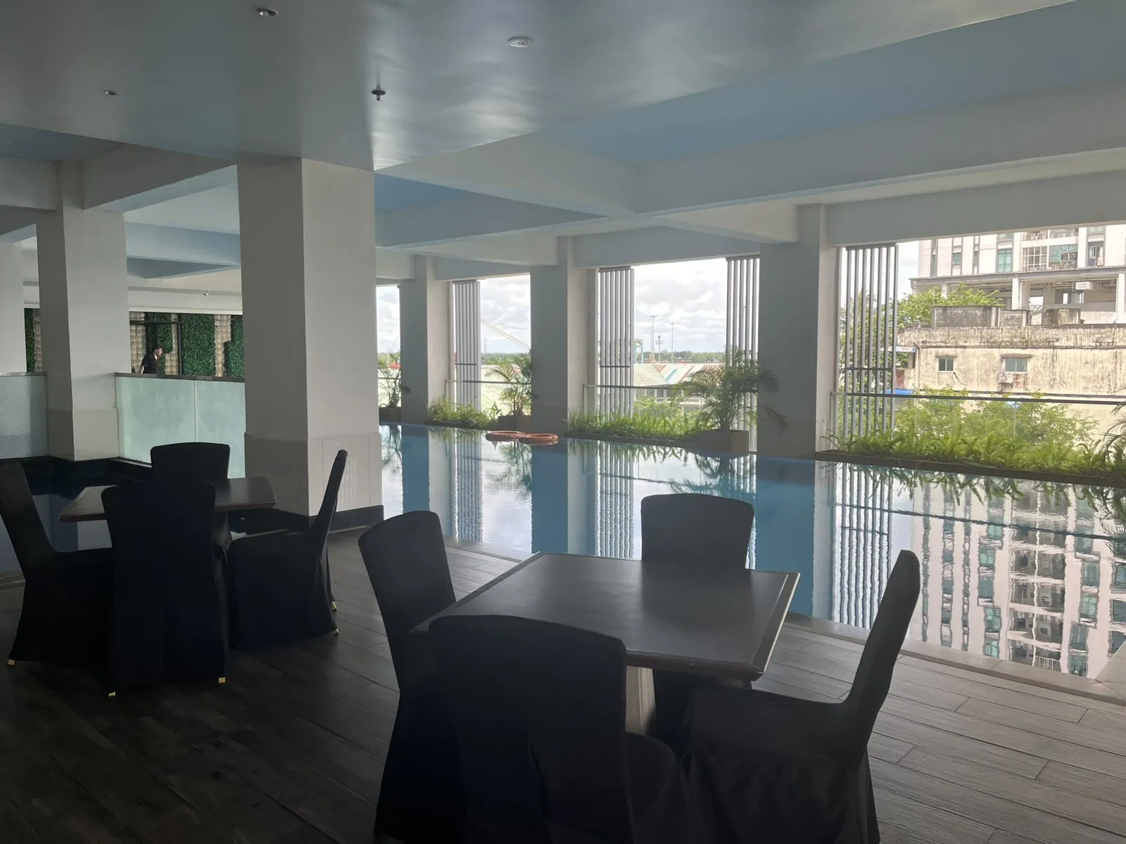 ZEALAX HOTEL & RESIDENCE