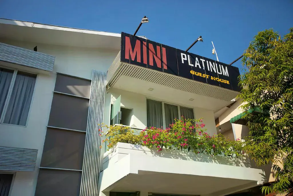 Mini Platinum Hotel