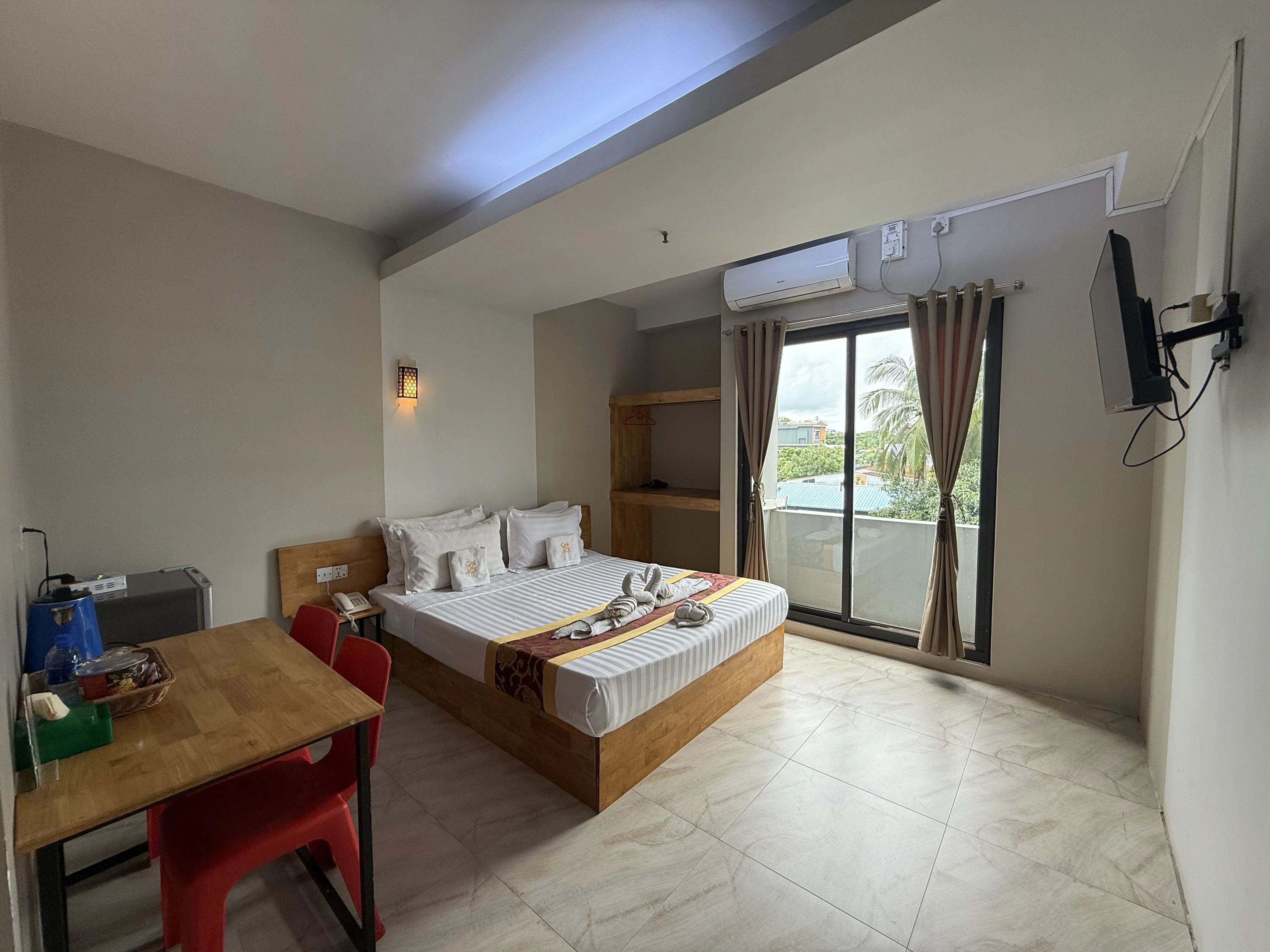 Grand Kantharyar Hotel