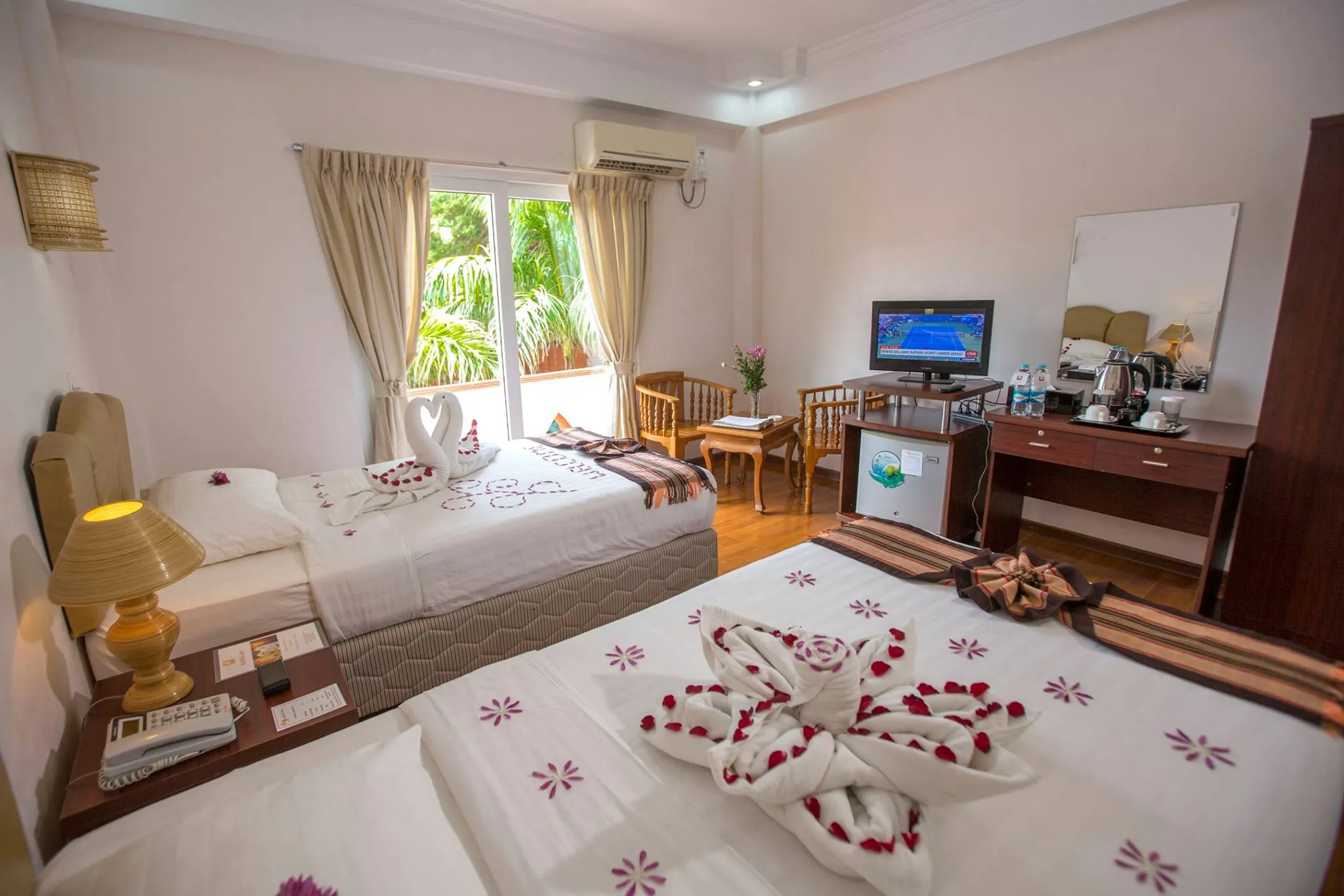 Hotel Sincere Smile Bagan