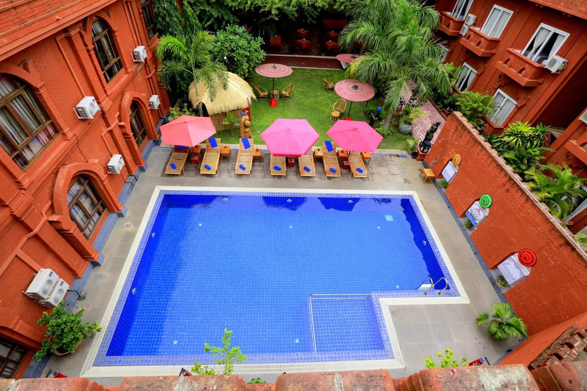 Hotel Sincere Smile Bagan