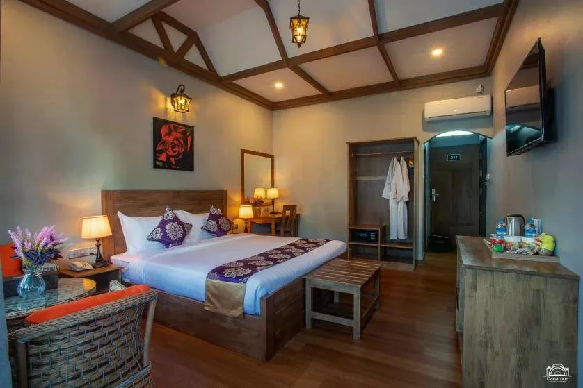 White House Pyin Oo Lwin Hotel