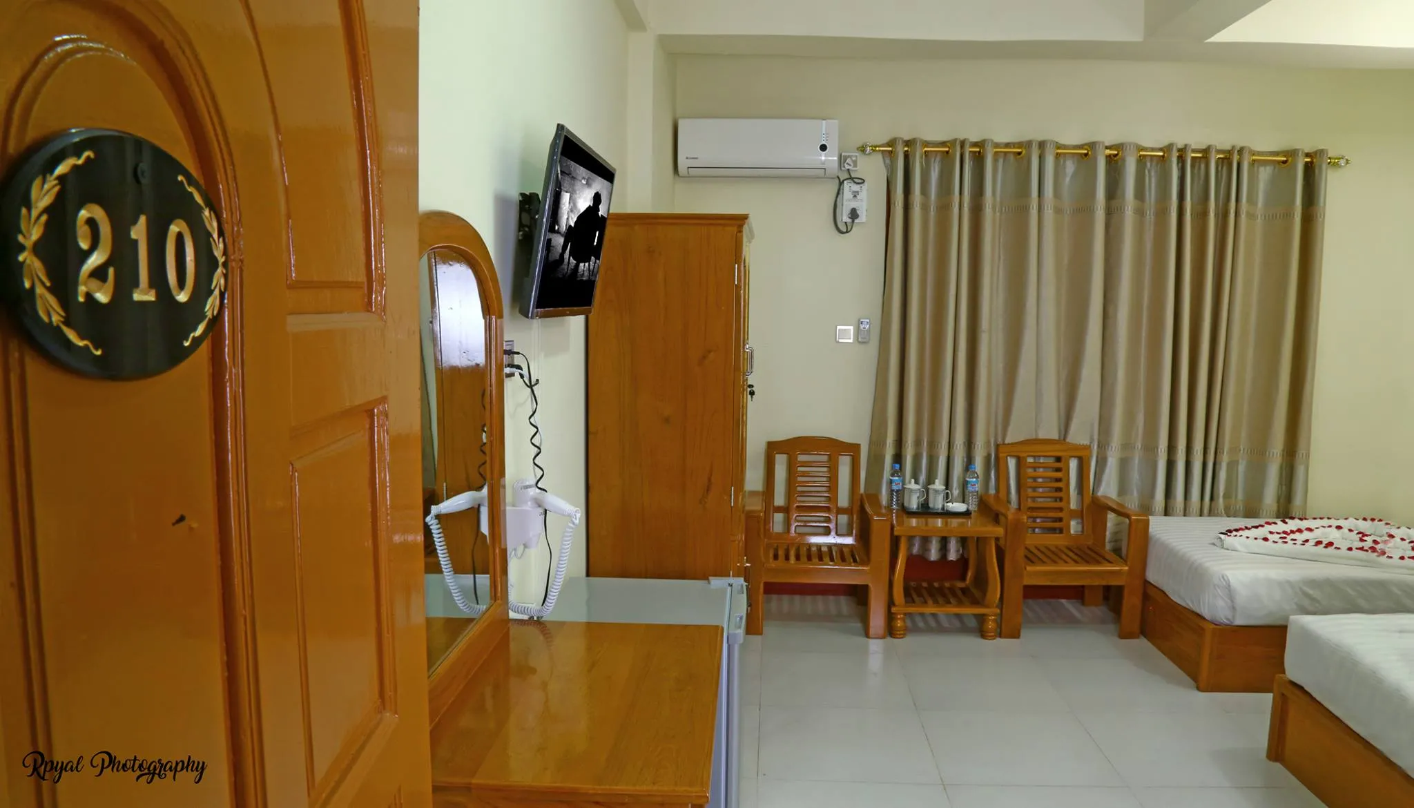 Royal Aung Tha Pyay Hotel